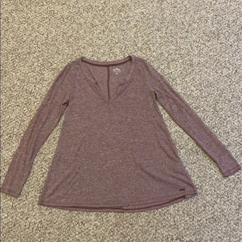 Hollister V-Neck Tee